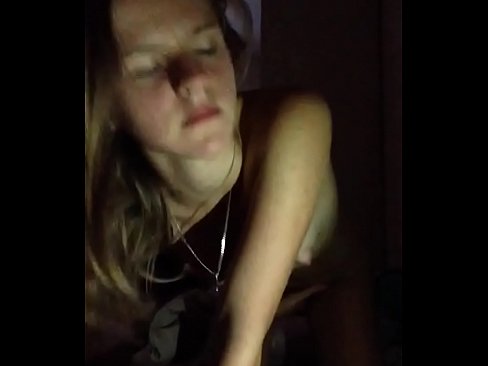 ❤️ Een meisje masturbeert en komt klaar Fuck video at us nl.comicsporn.ru ☑
